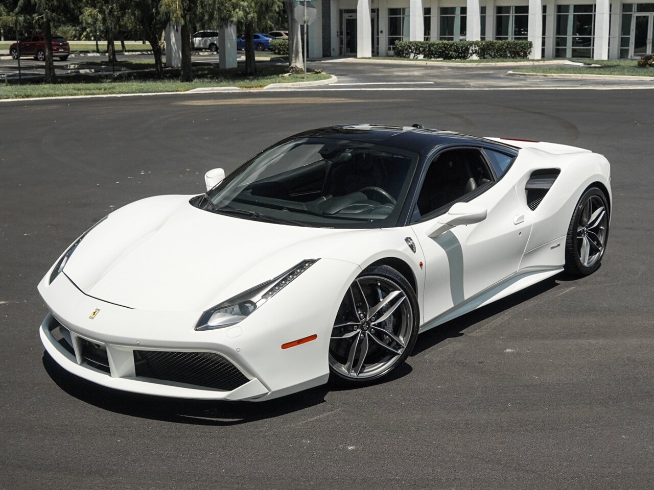 2017 Ferrari 488 GTB   - Photo 11 - Bonita Springs, FL 34134