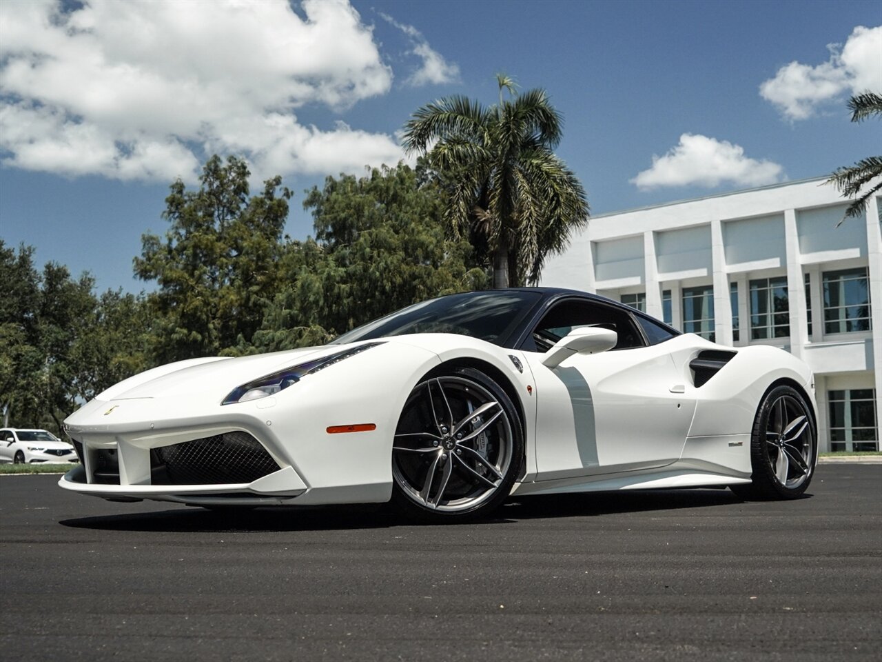 2017 Ferrari 488 GTB   - Photo 12 - Bonita Springs, FL 34134