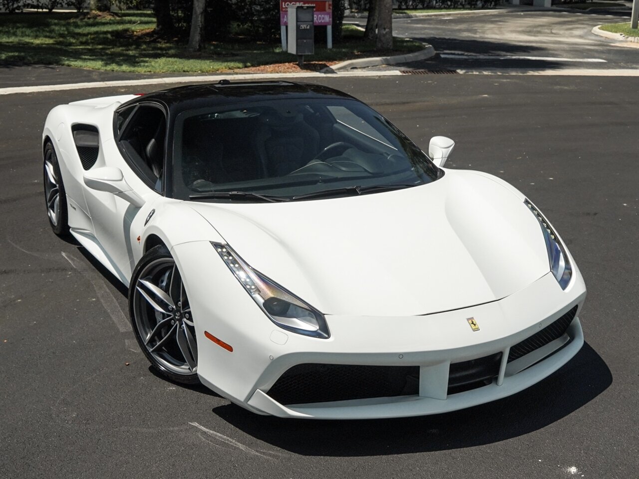 2017 Ferrari 488 GTB   - Photo 72 - Bonita Springs, FL 34134