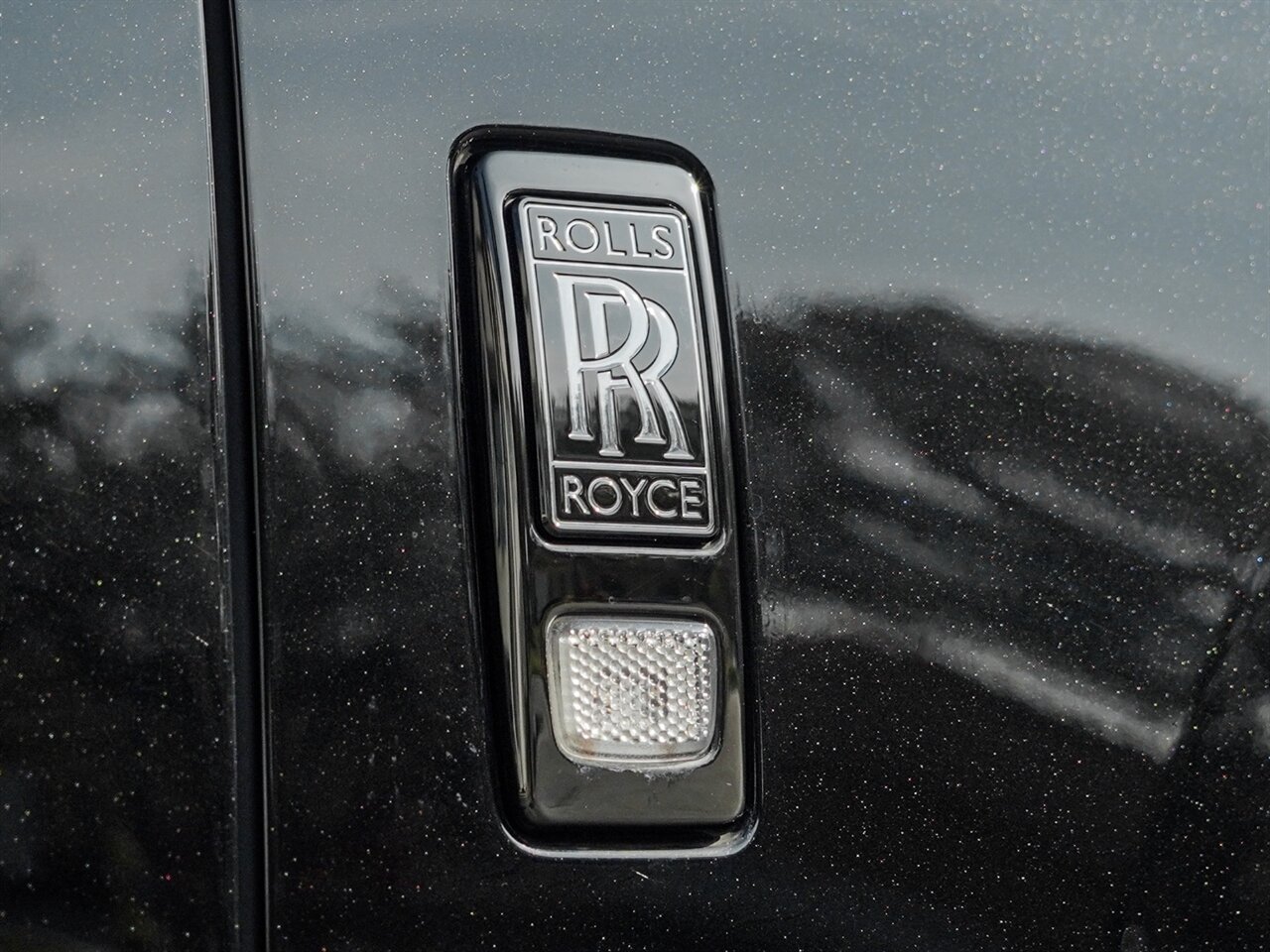 2021 Rolls-Royce Black Badge Cullinan   - Photo 78 - Bonita Springs, FL 34134