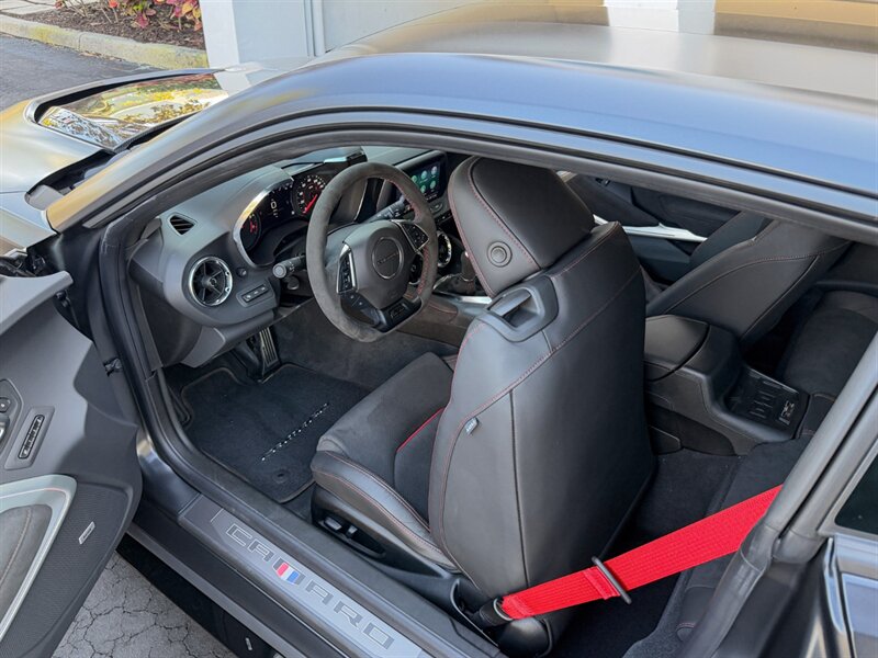 2024 Chevrolet Camaro ZL1 - Photo 29 - Bonita Springs, FL 34134