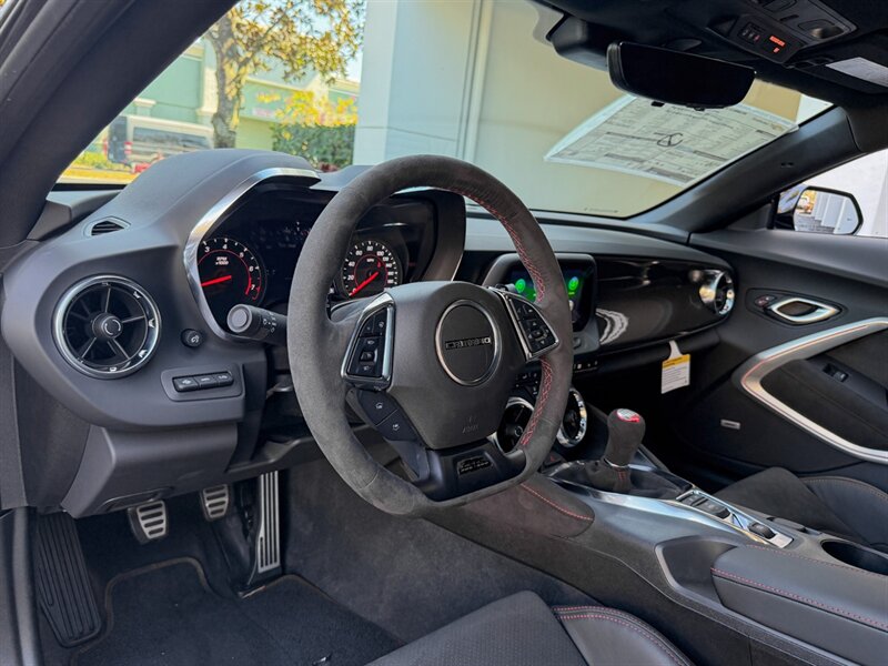 2024 Chevrolet Camaro ZL1 - Photo 15 - Bonita Springs, FL 34134