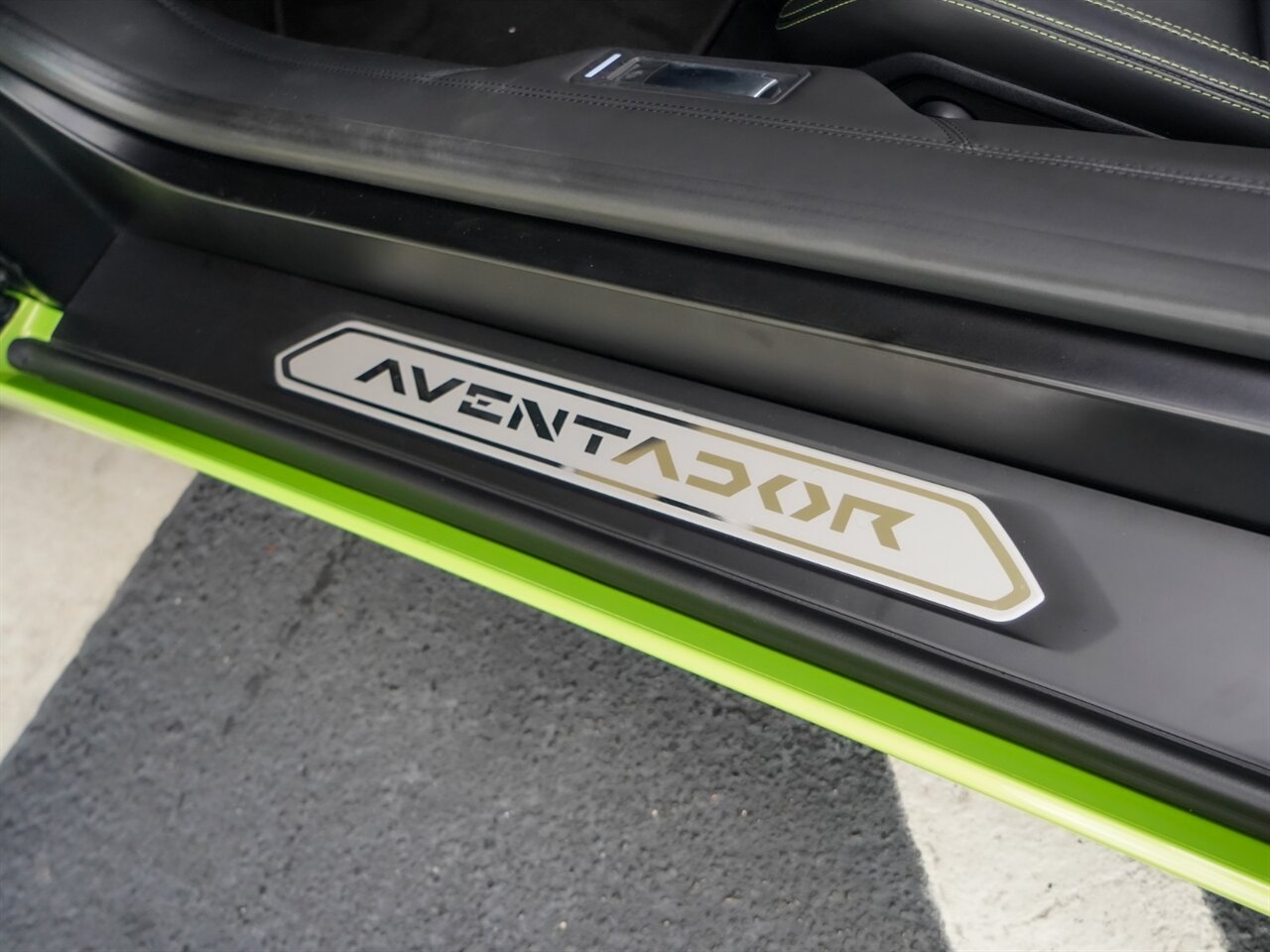 2014 Lamborghini Aventador LP 700-4   - Photo 23 - Bonita Springs, FL 34134