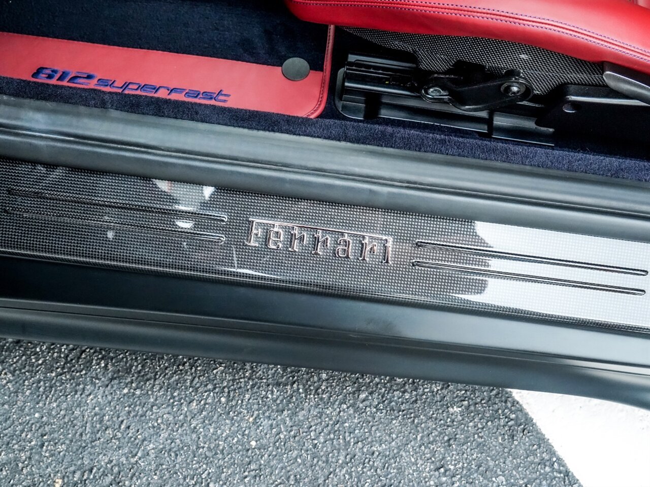 2020 Ferrari 812 Superfast   - Photo 24 - Bonita Springs, FL 34134