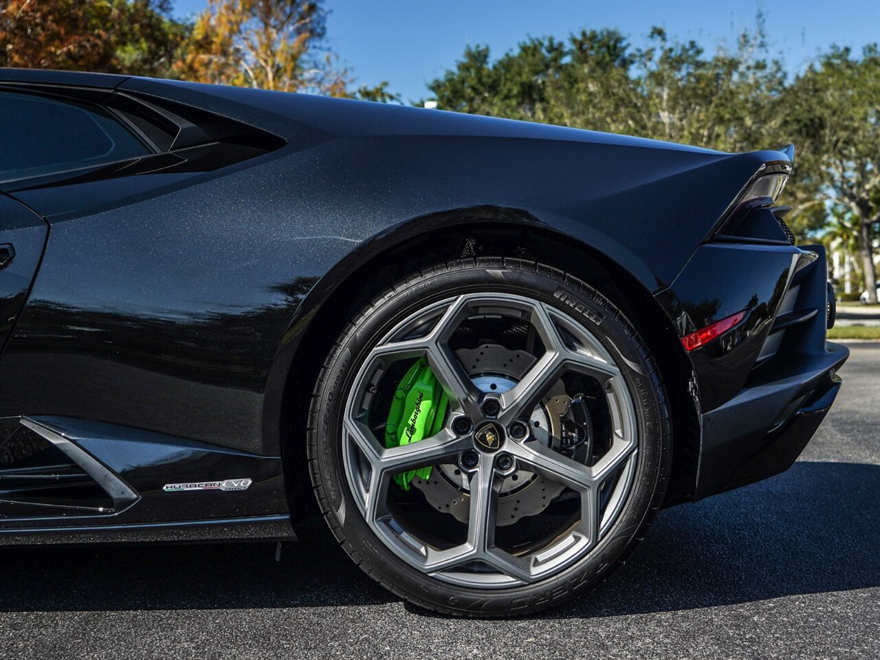 2021 Lamborghini Huracan EVO   - Photo 30 - Bonita Springs, FL 34134
