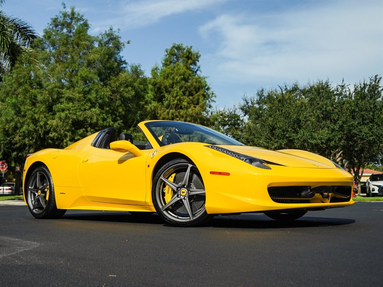 2015 Ferrari 458 Spider   - Photo 76 - Bonita Springs, FL 34134