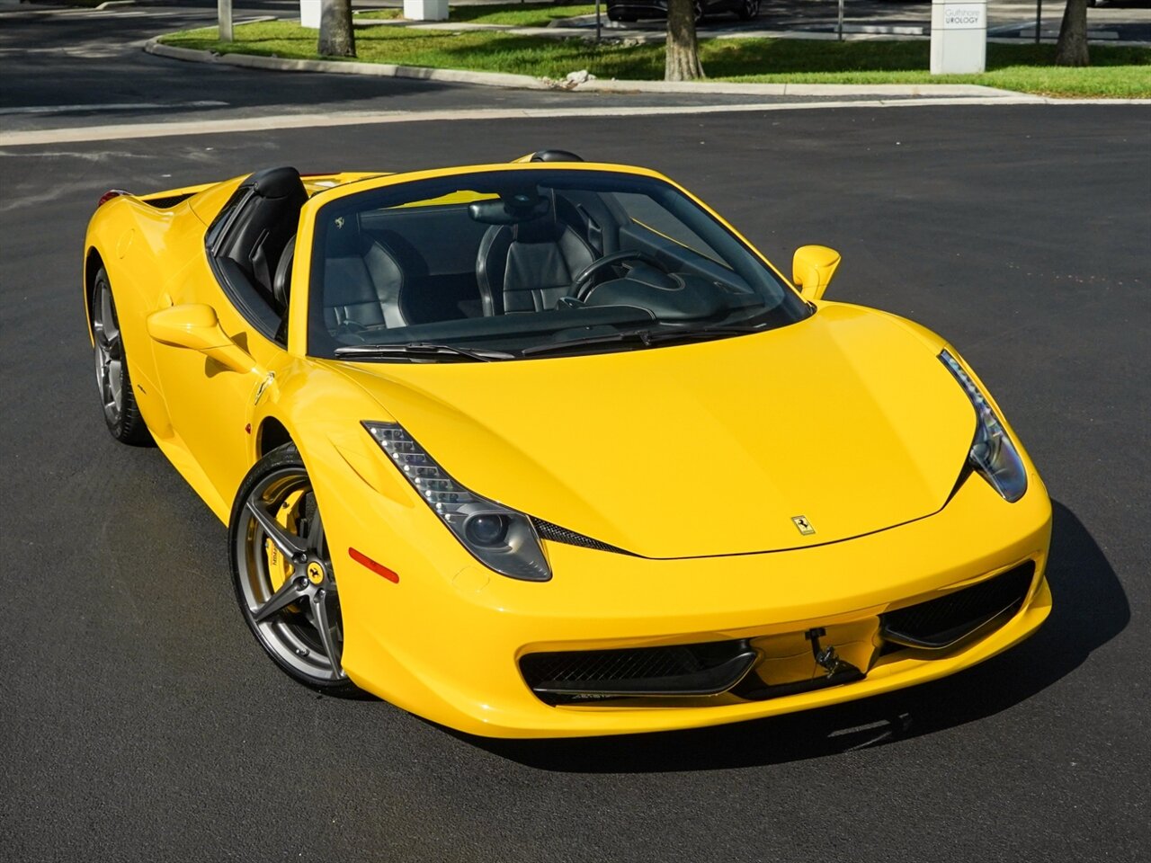 2015 Ferrari 458 Spider   - Photo 70 - Bonita Springs, FL 34134