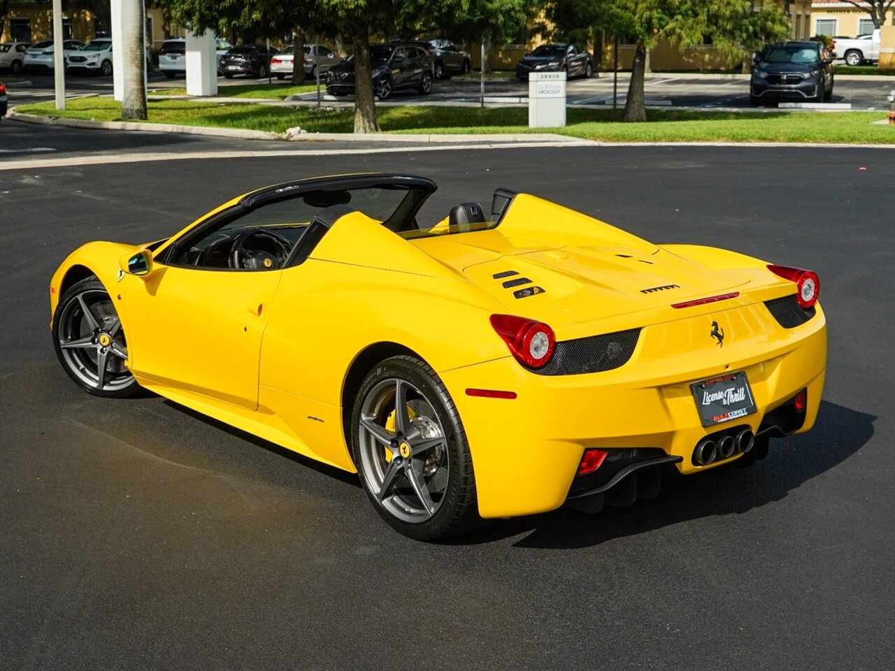 2015 Ferrari 458 Spider   - Photo 46 - Bonita Springs, FL 34134