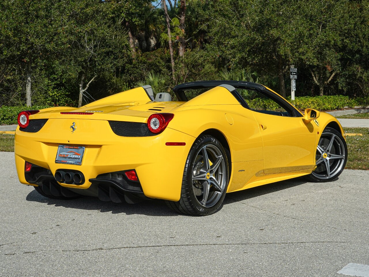 2015 Ferrari 458 Spider   - Photo 37 - Bonita Springs, FL 34134