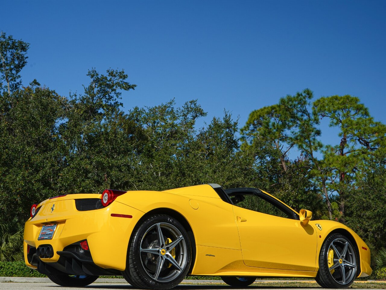 2015 Ferrari 458 Spider   - Photo 33 - Bonita Springs, FL 34134