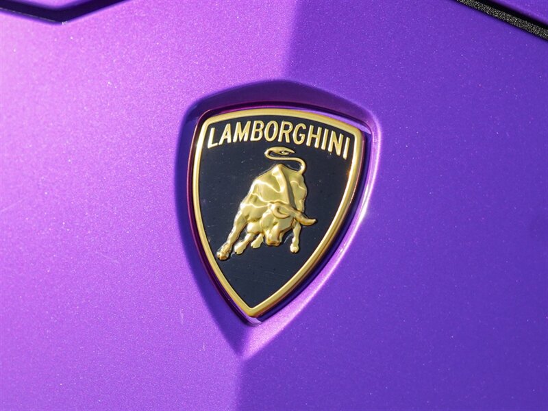 2022 Lamborghini Urus   - Photo 4 - Bonita Springs, FL 34134
