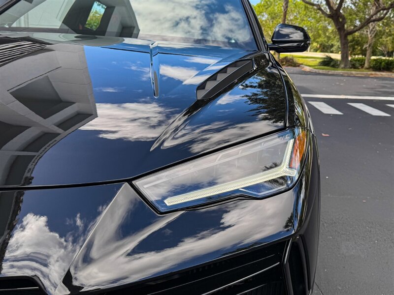 2024 Lamborghini Urus S - Photo 3 - Bonita Springs, FL 34134