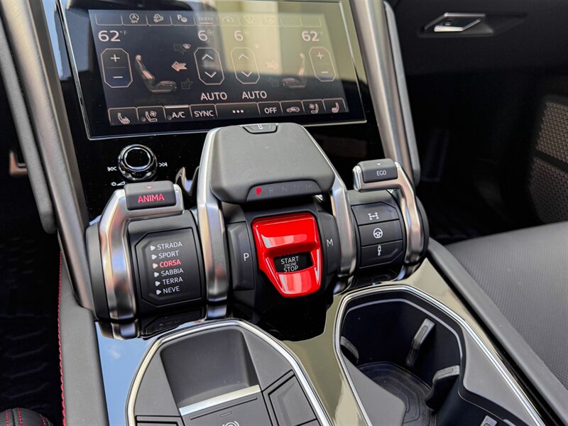 2024 Lamborghini Urus S - Photo 16 - Bonita Springs, FL 34134