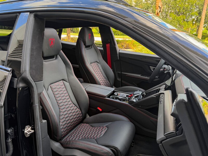 2024 Lamborghini Urus S - Photo 38 - Bonita Springs, FL 34134