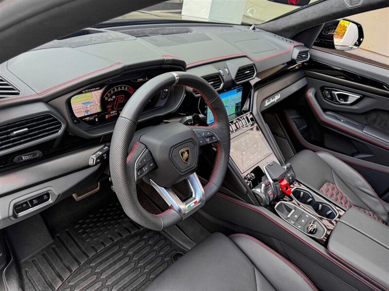 2024 Lamborghini Urus S - Photo 34 - Bonita Springs, FL 34134
