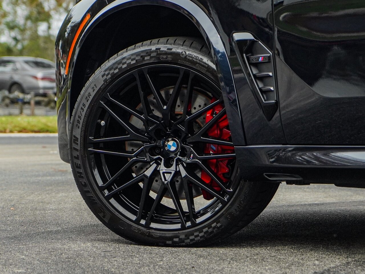 2024 BMW X5 M Competition   - Photo 60 - Bonita Springs, FL 34134