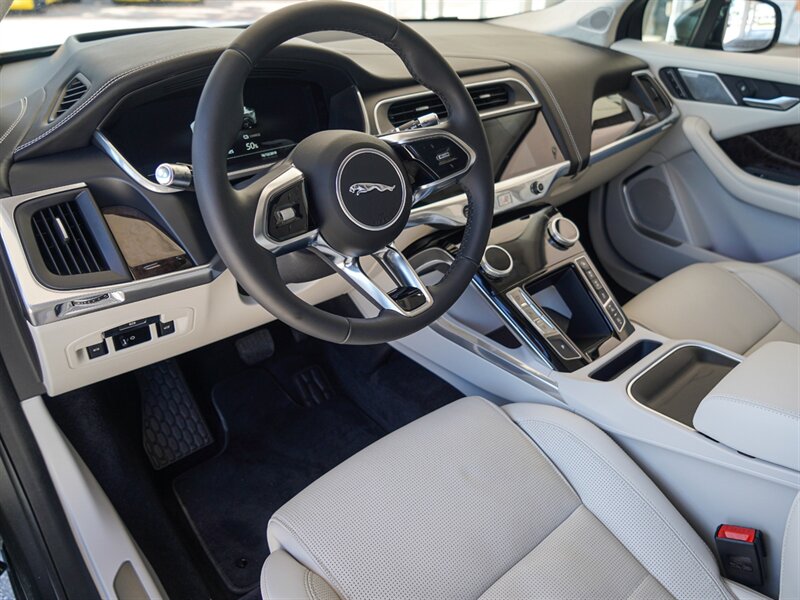 2019 Jaguar I-PACE EV400  First Edition - Photo 2 - Bonita Springs, FL 34134