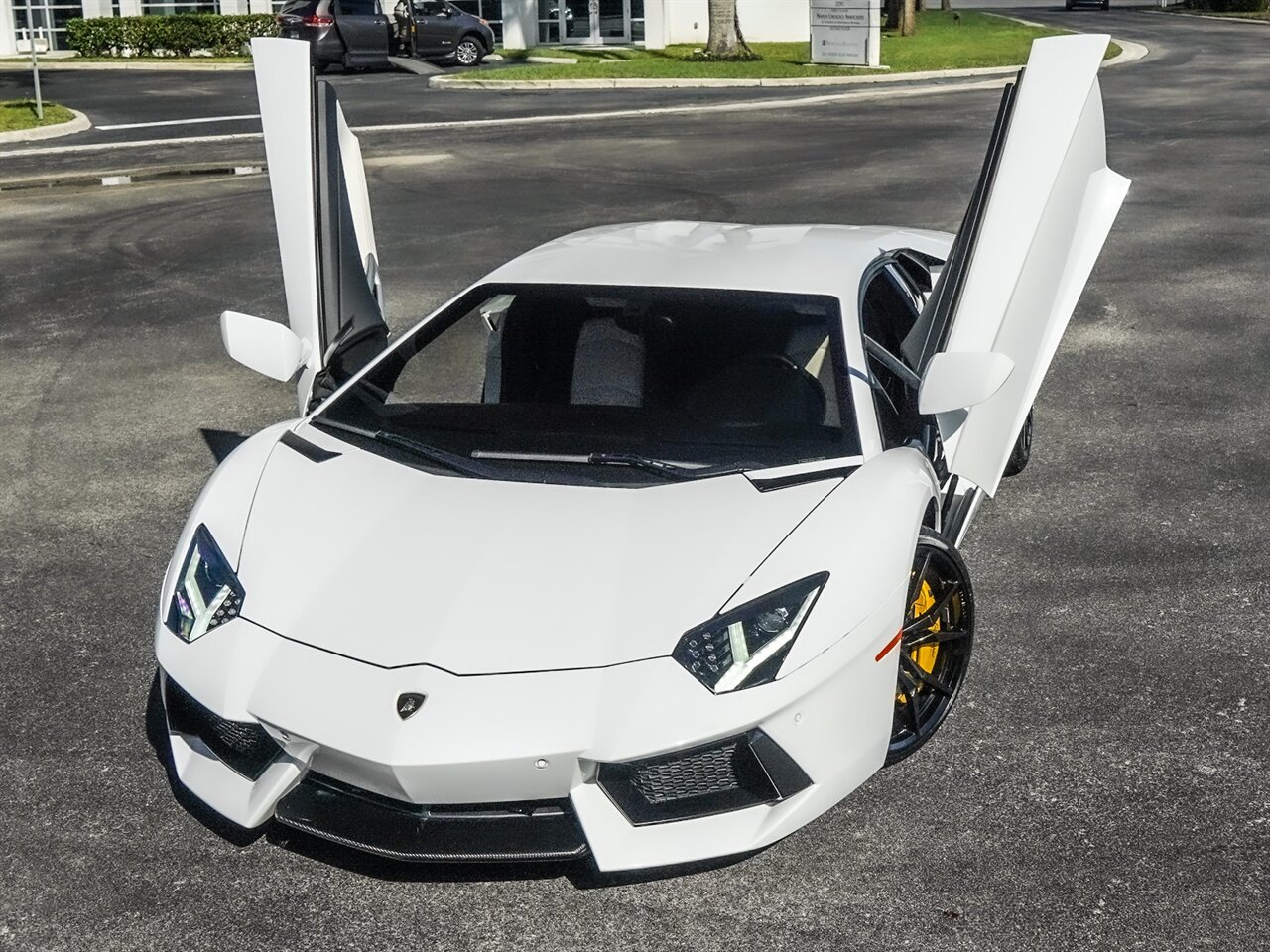 2015 Lamborghini Aventador LP 700-4   - Photo 9 - Bonita Springs, FL 34134