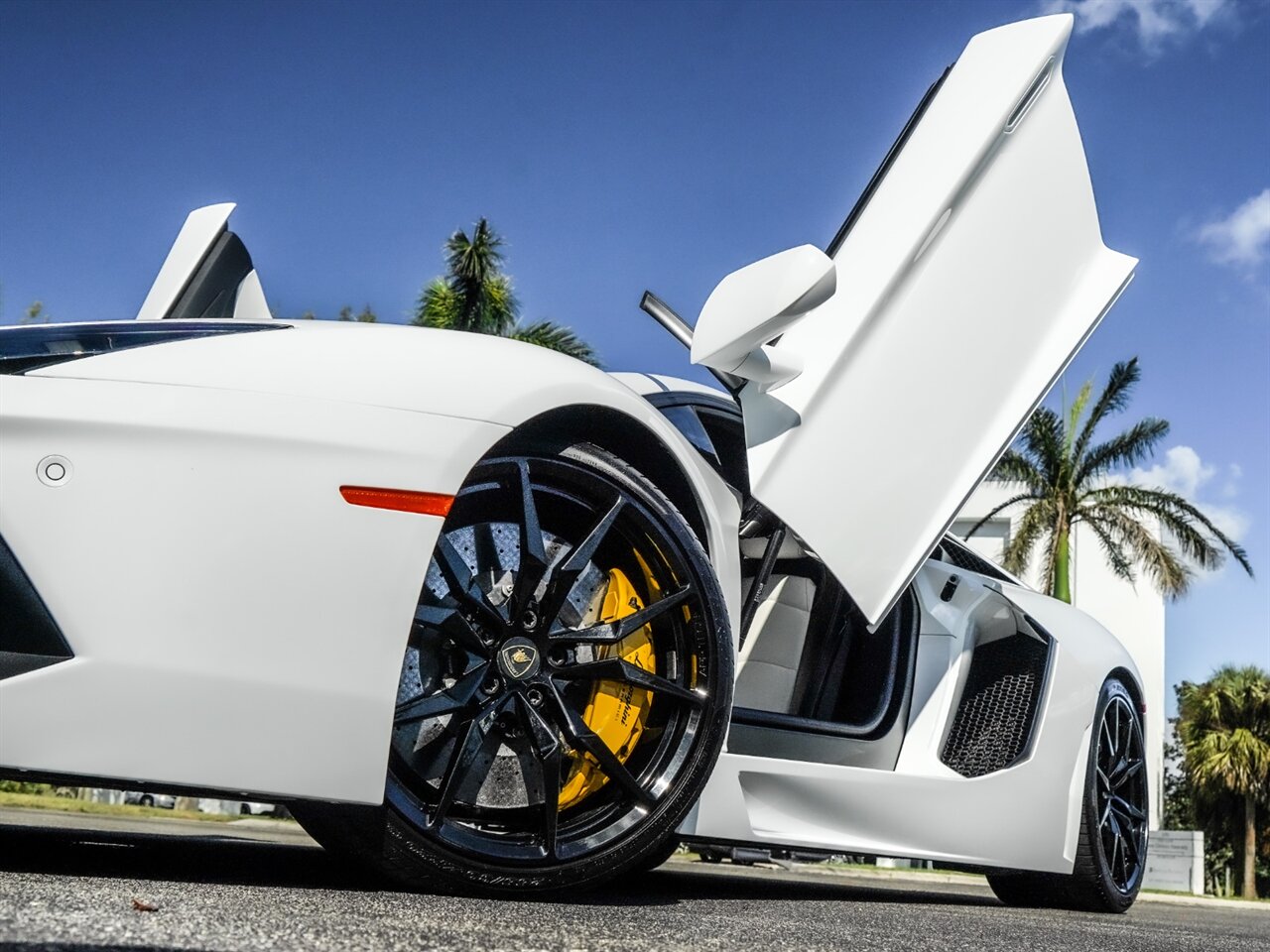2015 Lamborghini Aventador LP 700-4   - Photo 10 - Bonita Springs, FL 34134