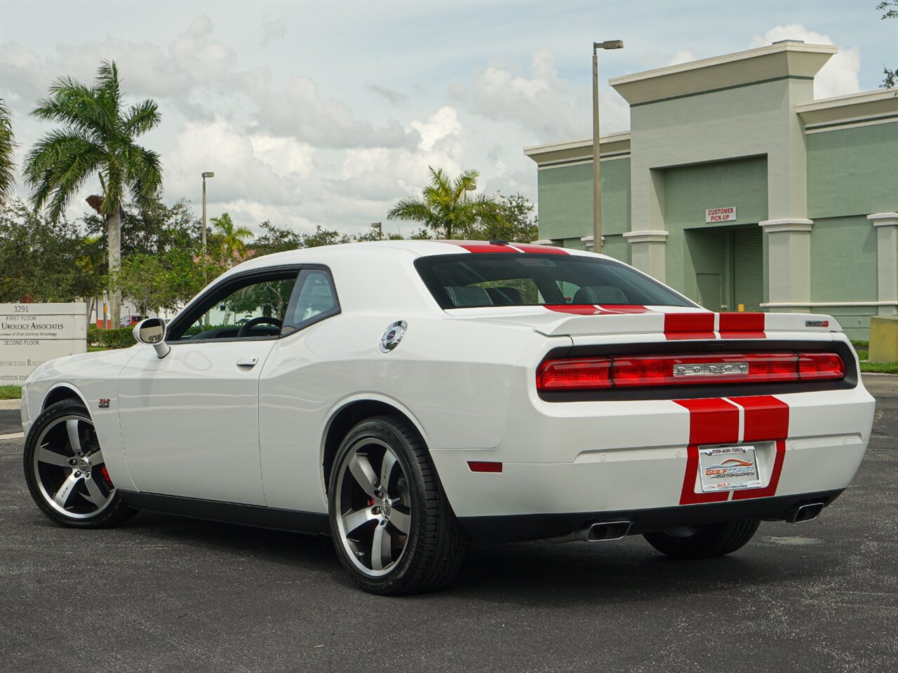 2013 Dodge Challenger SRT8 392   - Photo 25 - Bonita Springs, FL 34134