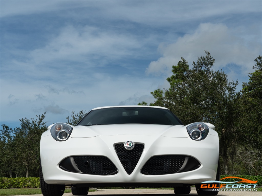 2017 Alfa Romeo 4C   - Photo 43 - Bonita Springs, FL 34134