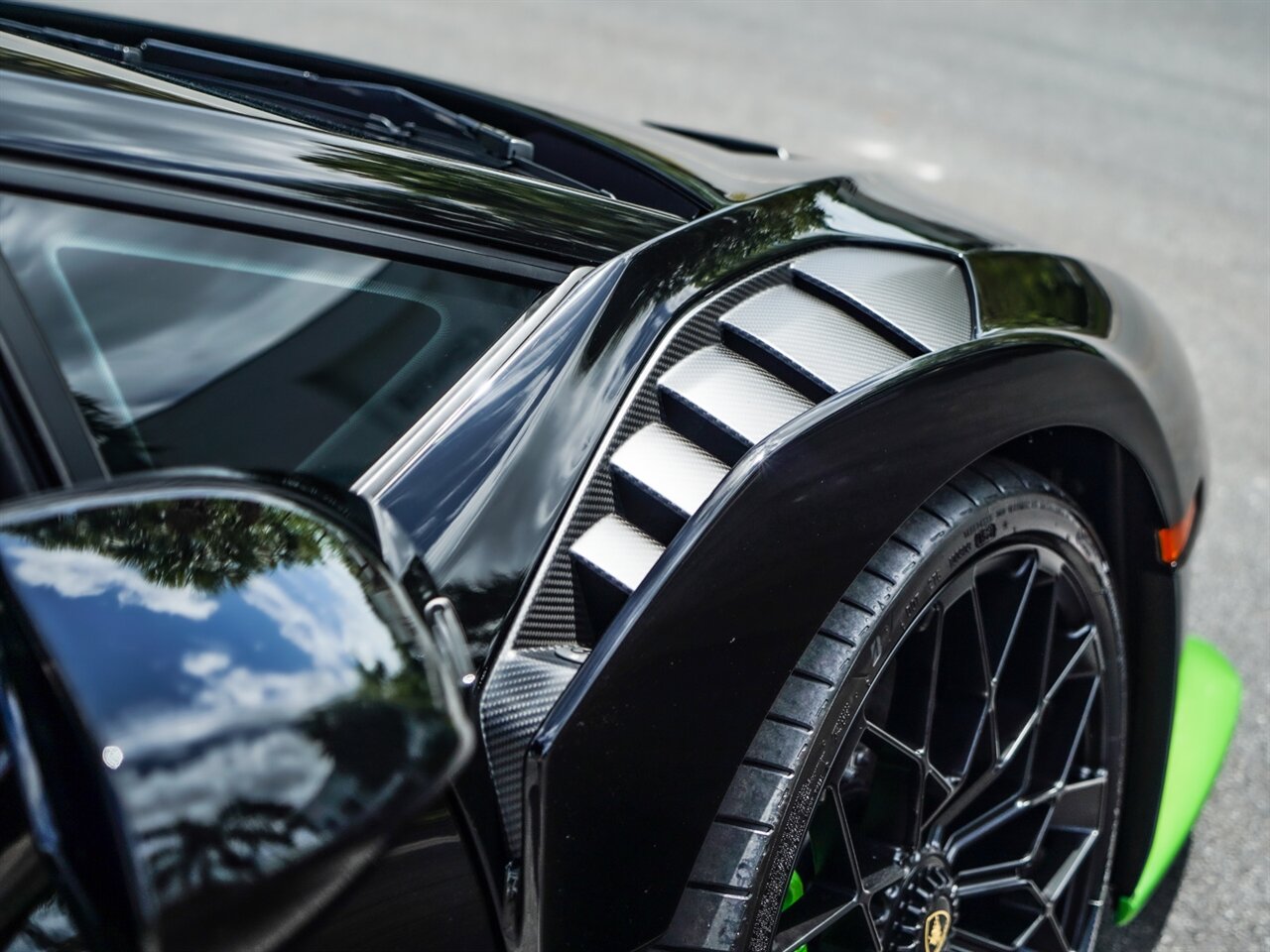2022 Lamborghini Huracan STO   - Photo 10 - Bonita Springs, FL 34134