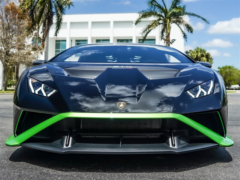 2022 Lamborghini Huracan STO   - Photo 4 - Bonita Springs, FL 34134