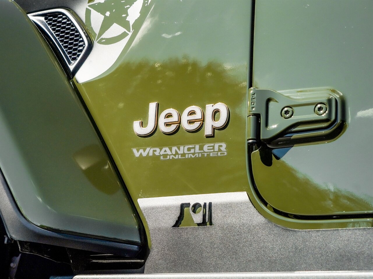 2022 Jeep Wrangler Unlimited Rubicon 392   - Photo 14 - Bonita Springs, FL 34134