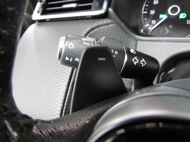 2018 Land Rover Range Rover Velar P250 - Photo 75 - Dublin, CA 94568