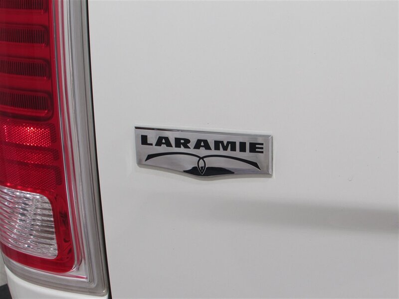 2017 RAM 3500 Laramie photo