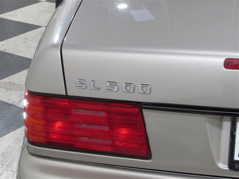 1998 Mercedes-Benz SL-Class SL500 photo