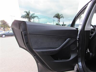 2022 Tesla Model Y Long Range - Photo 19 - Dublin, CA 94568