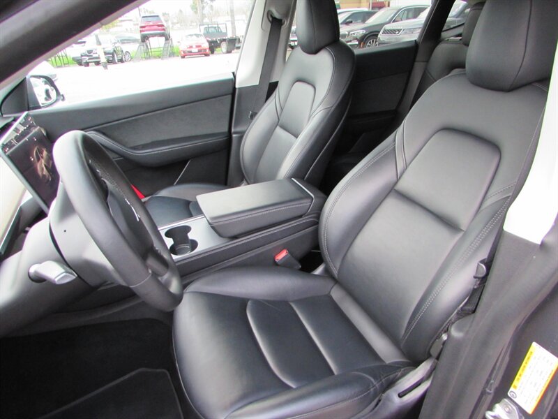 2022 Tesla Model Y Long Range - Photo 8 - Dublin, CA 94568