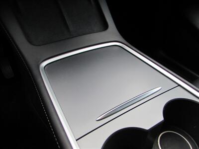 2022 Tesla Model Y Long Range - Photo 17 - Dublin, CA 94568