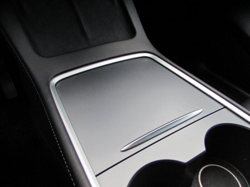 2022 Tesla Model Y Long Range - Photo 17 - Dublin, CA 94568