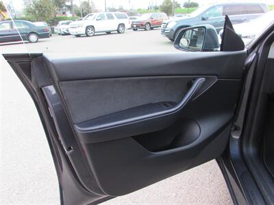 2022 Tesla Model Y Long Range - Photo 6 - Dublin, CA 94568