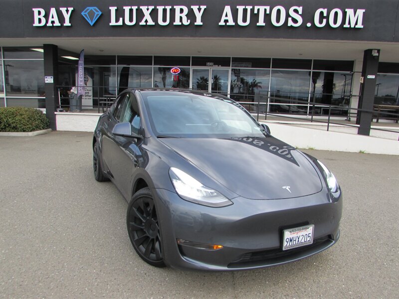 2022 Tesla Model Y Long Range  