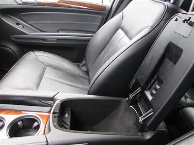 2012 Mercedes-Benz GL 550 4MATIC   - Photo 24 - Dublin, CA 94568