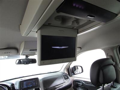 2012 Chrysler Town & Country Touring-L   - Photo 35 - Dublin, CA 94568