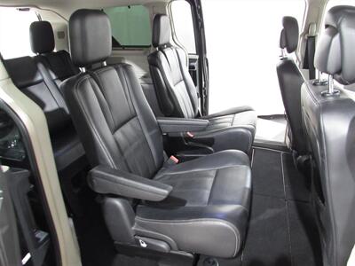 2012 Chrysler Town & Country Touring-L   - Photo 40 - Dublin, CA 94568