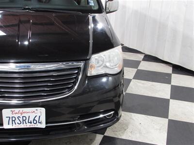 2012 Chrysler Town & Country Touring-L   - Photo 9 - Dublin, CA 94568