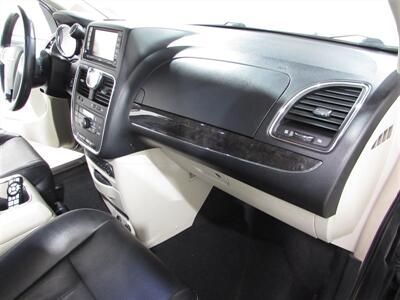 2012 Chrysler Town & Country Touring-L   - Photo 36 - Dublin, CA 94568