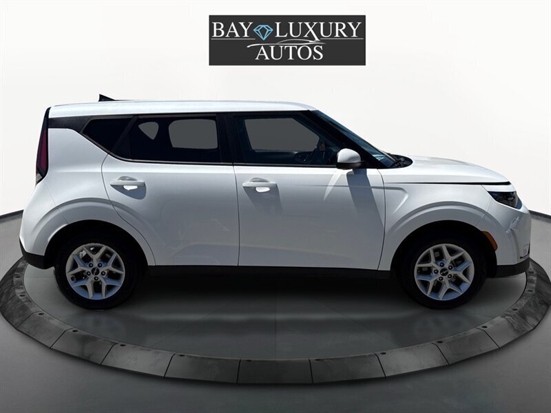 2023 Kia Soul LX - Photo 28 - Dublin, CA 94568