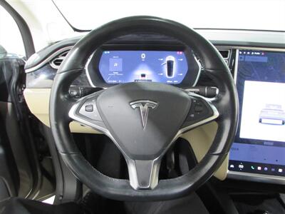 2016 Tesla Model X 75D   - Photo 15 - Dublin, CA 94568