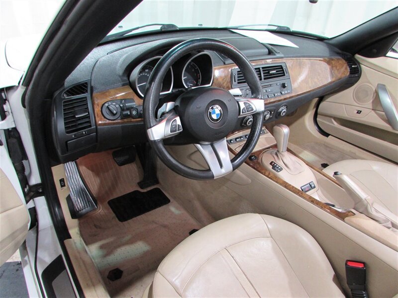 2008 BMW Z4 3.0si photo