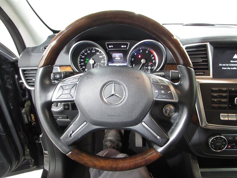2013 Mercedes-Benz M-Class ML550 4MATIC photo