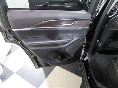 2023 Jeep Grand Cherokee Limited   - Photo 35 - Dublin, CA 94568