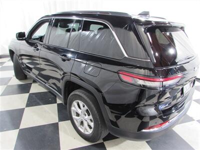 2023 Jeep Grand Cherokee Limited   - Photo 9 - Dublin, CA 94568