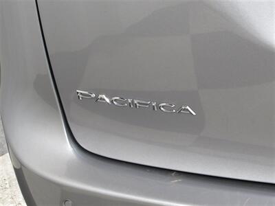2019 Chrysler Pacifica Touring L   - Photo 12 - Dublin, CA 94568