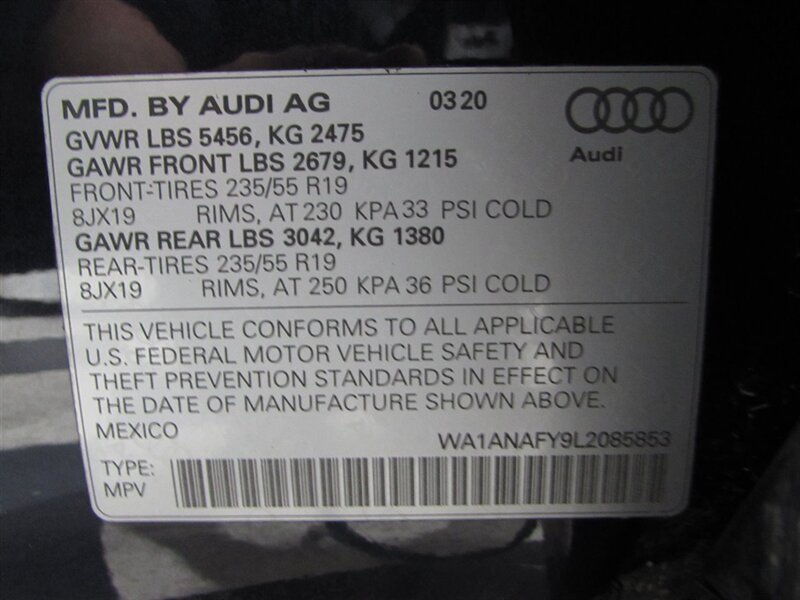 2020 Audi Q5 2.0T quattro Titaniu photo